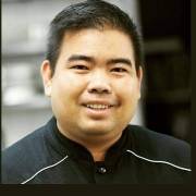 Jaroenchai Lipholtha